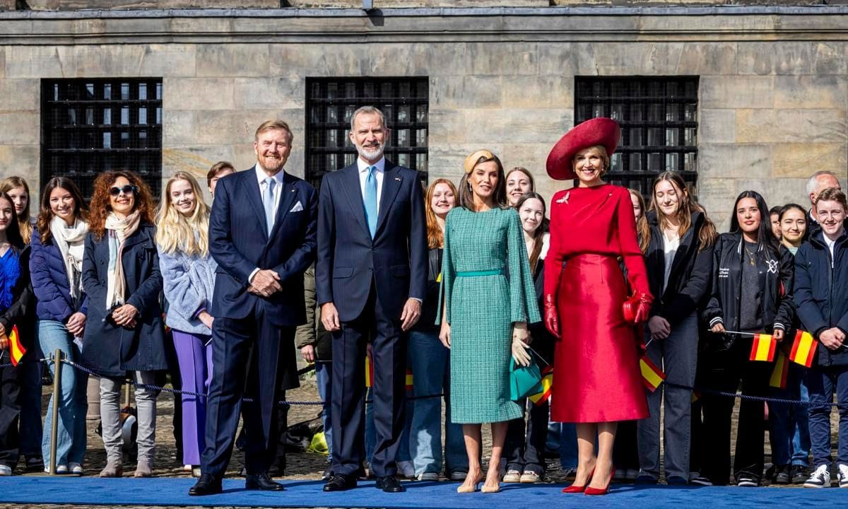 The Dutch royal couple officially welcomed Spain's King Felipe and Queen Letizia to the Netherlands on April 17