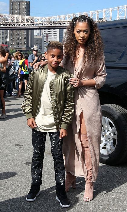 La La Anthony and her son Kiyan made a stylish mother-son pair at Kanye's Yeezy 4 show with Adidas in New York City.
Photo: Pierre Suu/GC Images