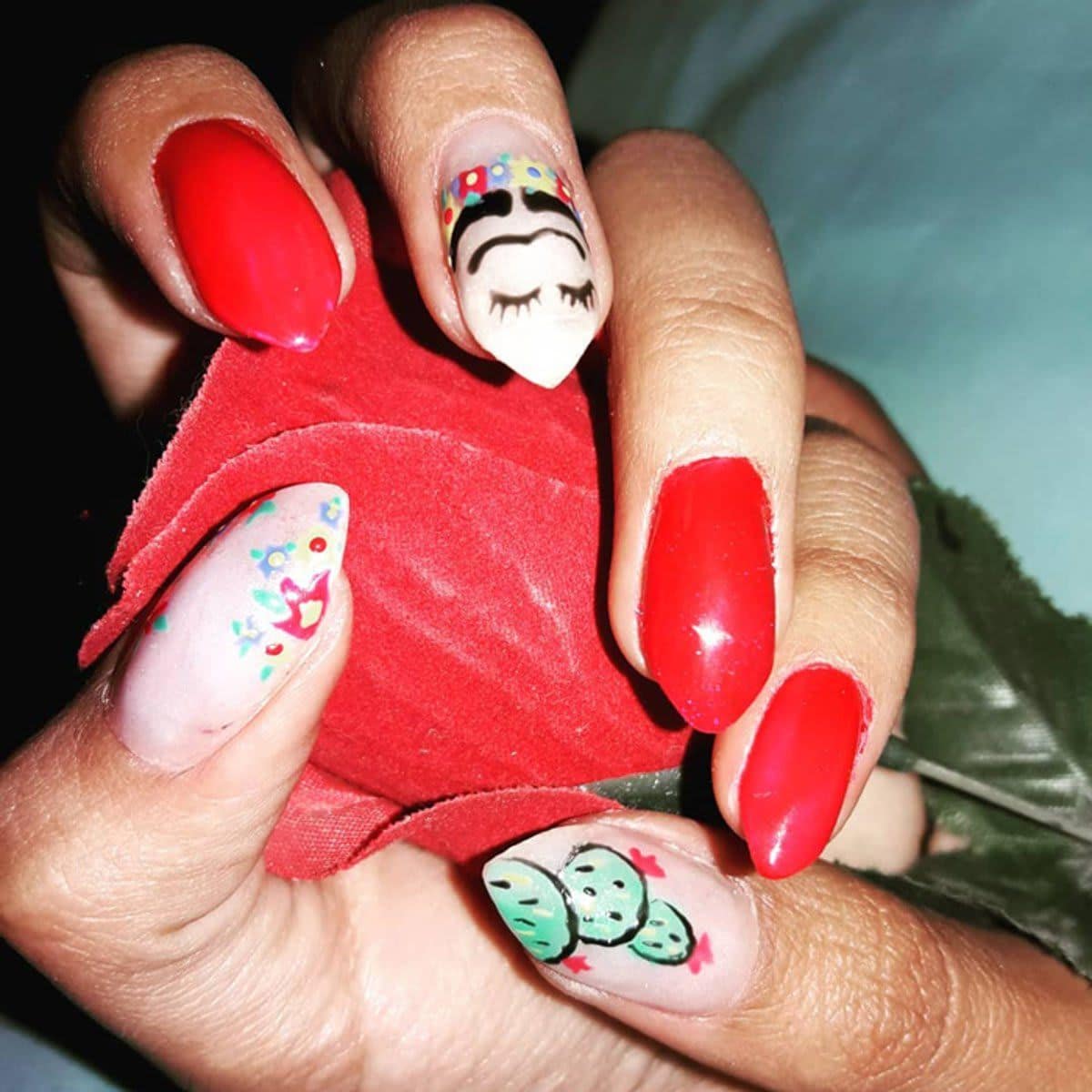 Frida Kahlo Nails Inspiration