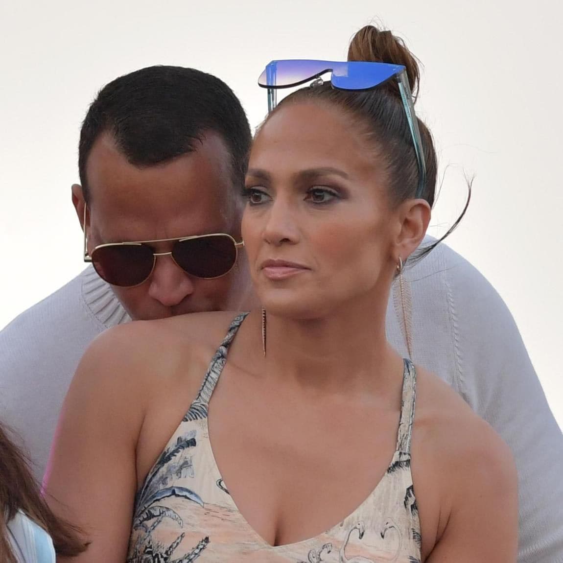 Alex Rodriguez and Jennifer Lopez PDA