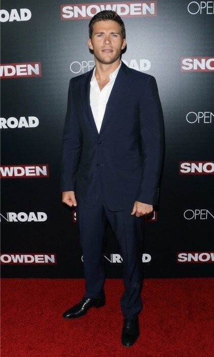 September 13: Scott Eastwood looked dapper in a blue suit during the premiere of <i>Snowden<i> in NYC.
Photo: Jim Spellman/WireImage