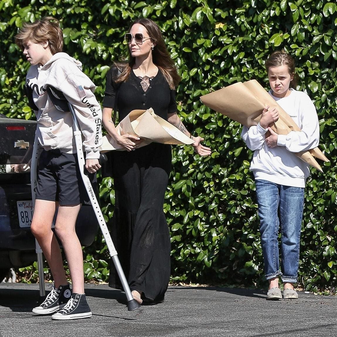 Angelina Jolie with her kids Shiloh and Vivienne