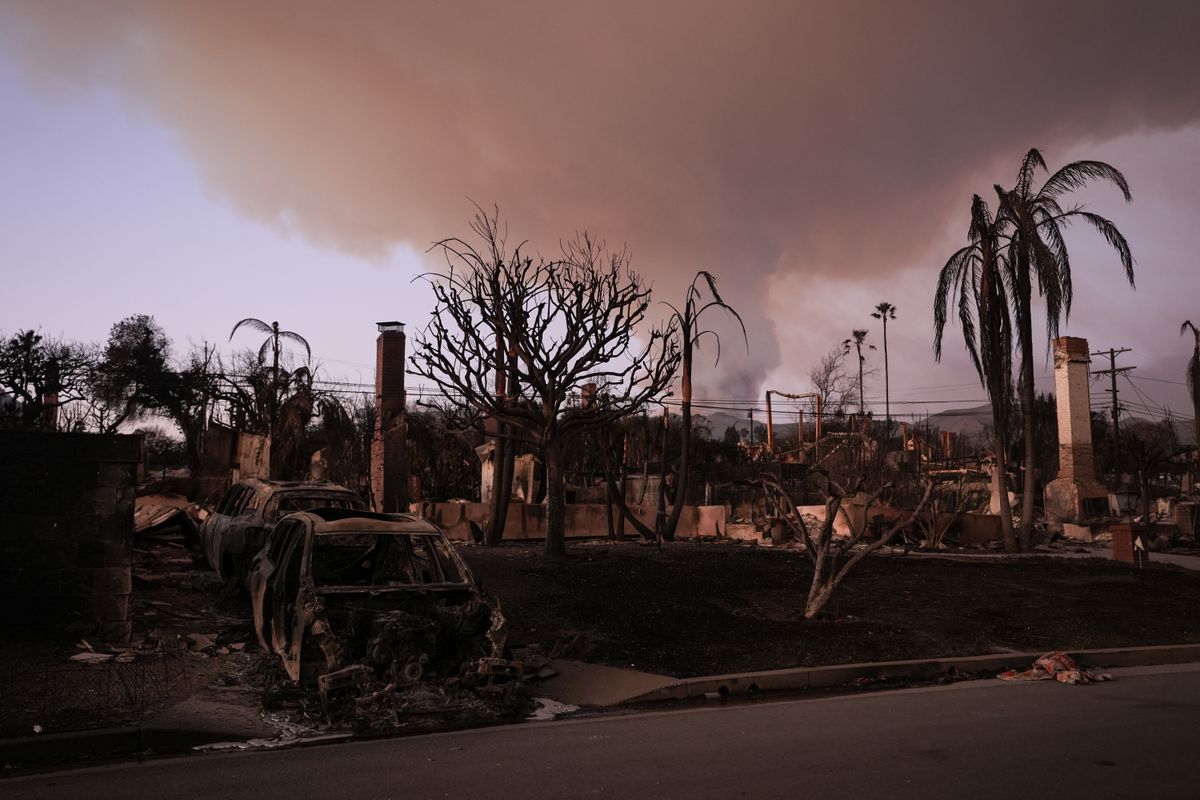  Kate del Castillo evacuates her home in Los Angeles after wildfire damage: 'This Is Terrible'