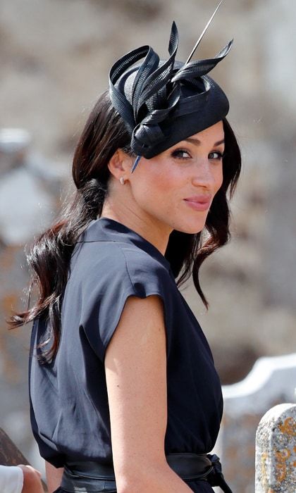 Meghan Markle black hat