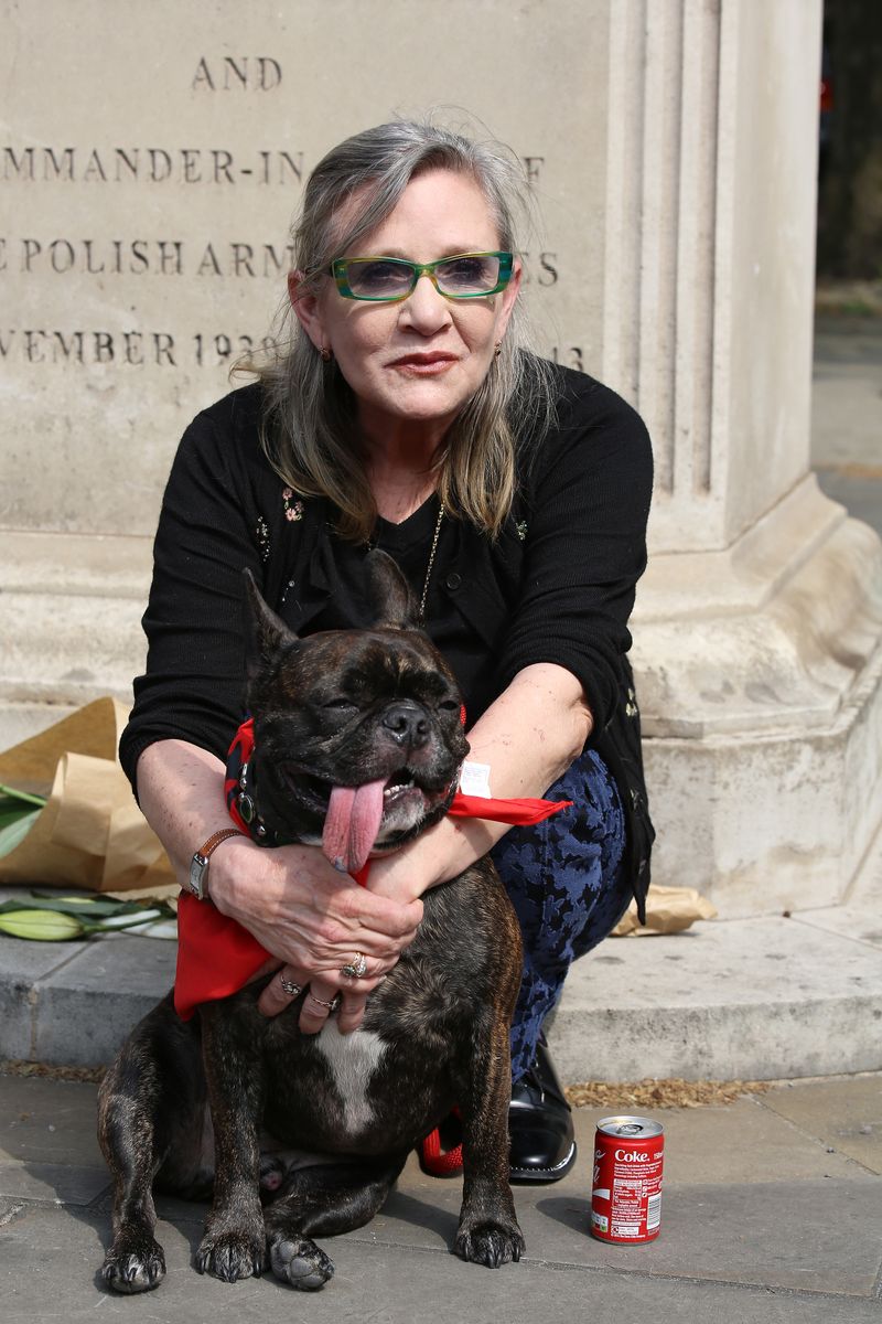 Carrie Fisher and Gary at the Chinese Embassy of London 