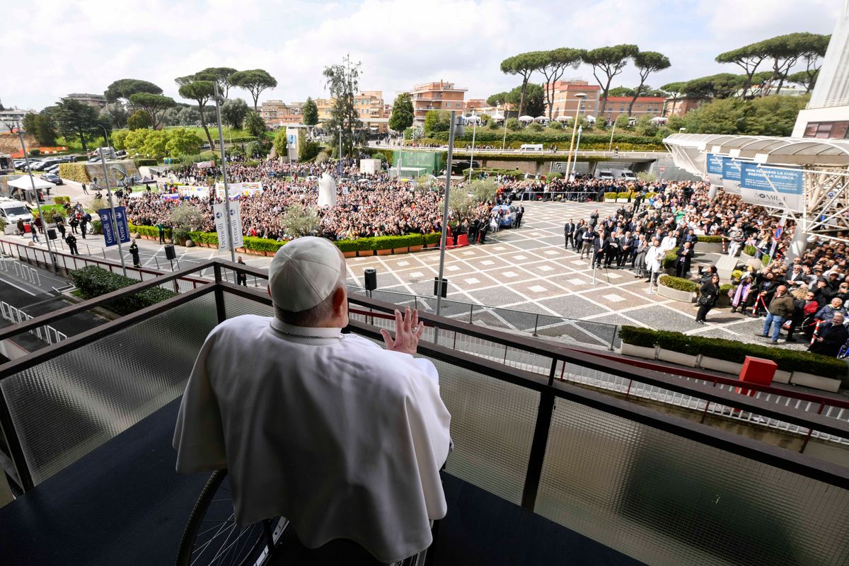 The 88-year-old pontiff was admitted to the hospital on February 14th with a respiratory tract infection and double pneumonia.