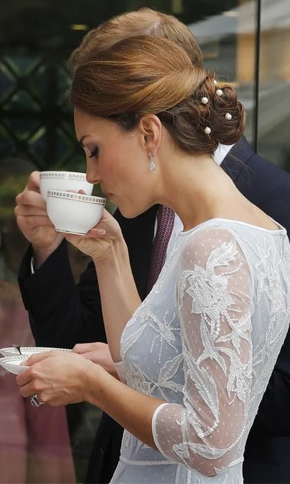 Kate Middleton sips tea