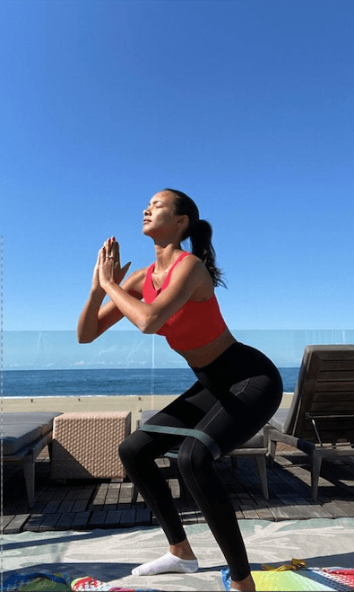 Victoria's Secret Angel Lais Ribeiro workout