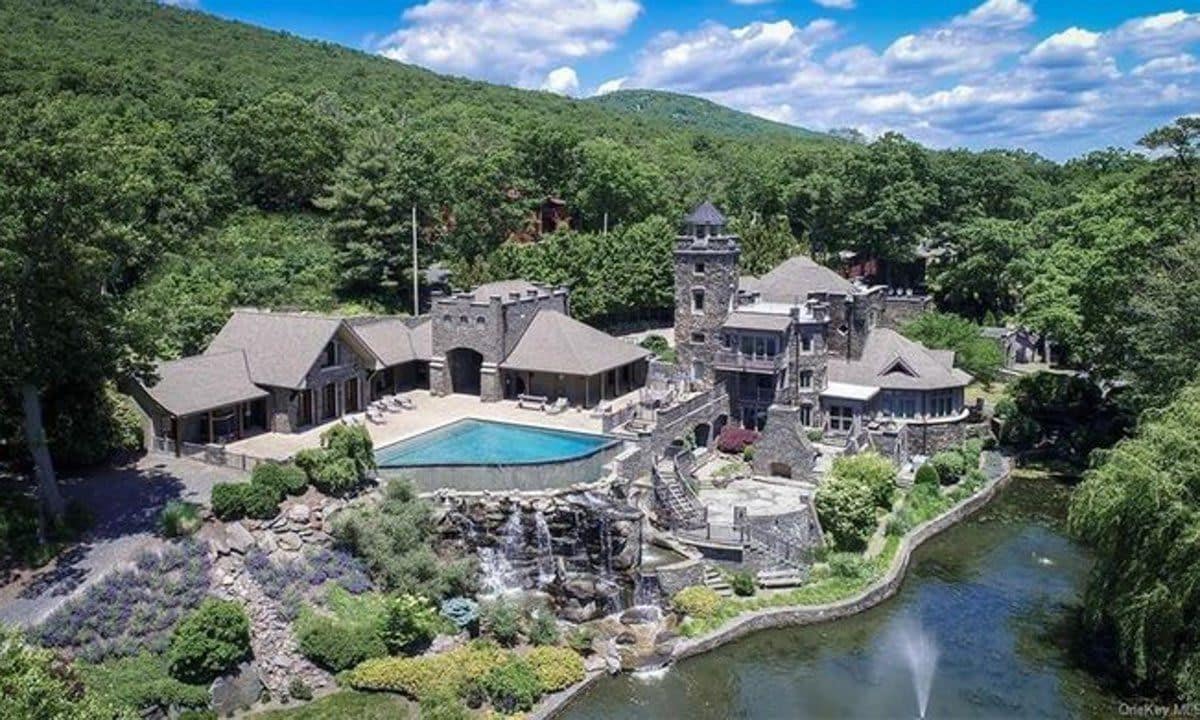 Derek Jeter's Castle