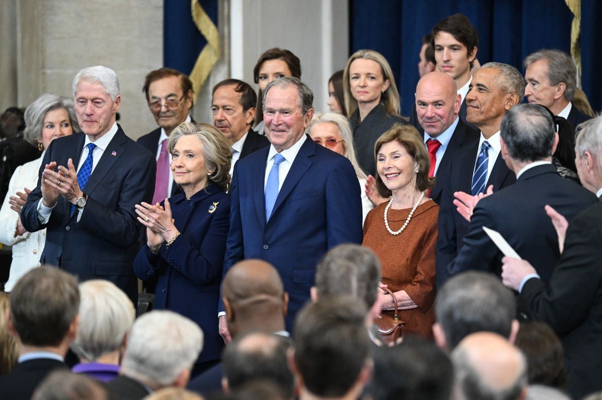 WASHINGTON, DC - JANUARY 20: (L-R) Former U.S. President Bill Clinton, former Secretary of State Hillary Clinton, former President George W. Bush, former First Lady Laura Bush and former President Barack Obama attend the inauguration of Donald Trump in the U.S. Capitol Rotunda on January 20, 2025 in Washington, DC. Donald Trump takes office for his second term as the 47th president of the United States. (Photo by Saul Loeb - Pool/Getty Images)