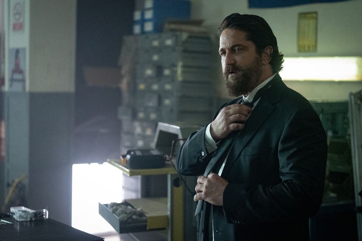 Gerard Butler as 'Big Nick' O'Brien 