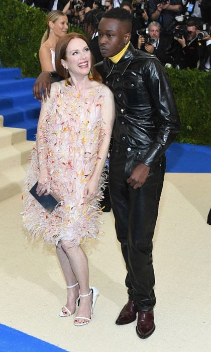 Julianne Moore with Ashton Sanders
Photo: Dia Dipasupil/Getty Images