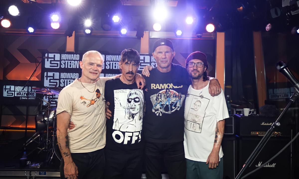 Red Hot Chili Peppers Visit SiriusXM's "The Howard Stern Show"