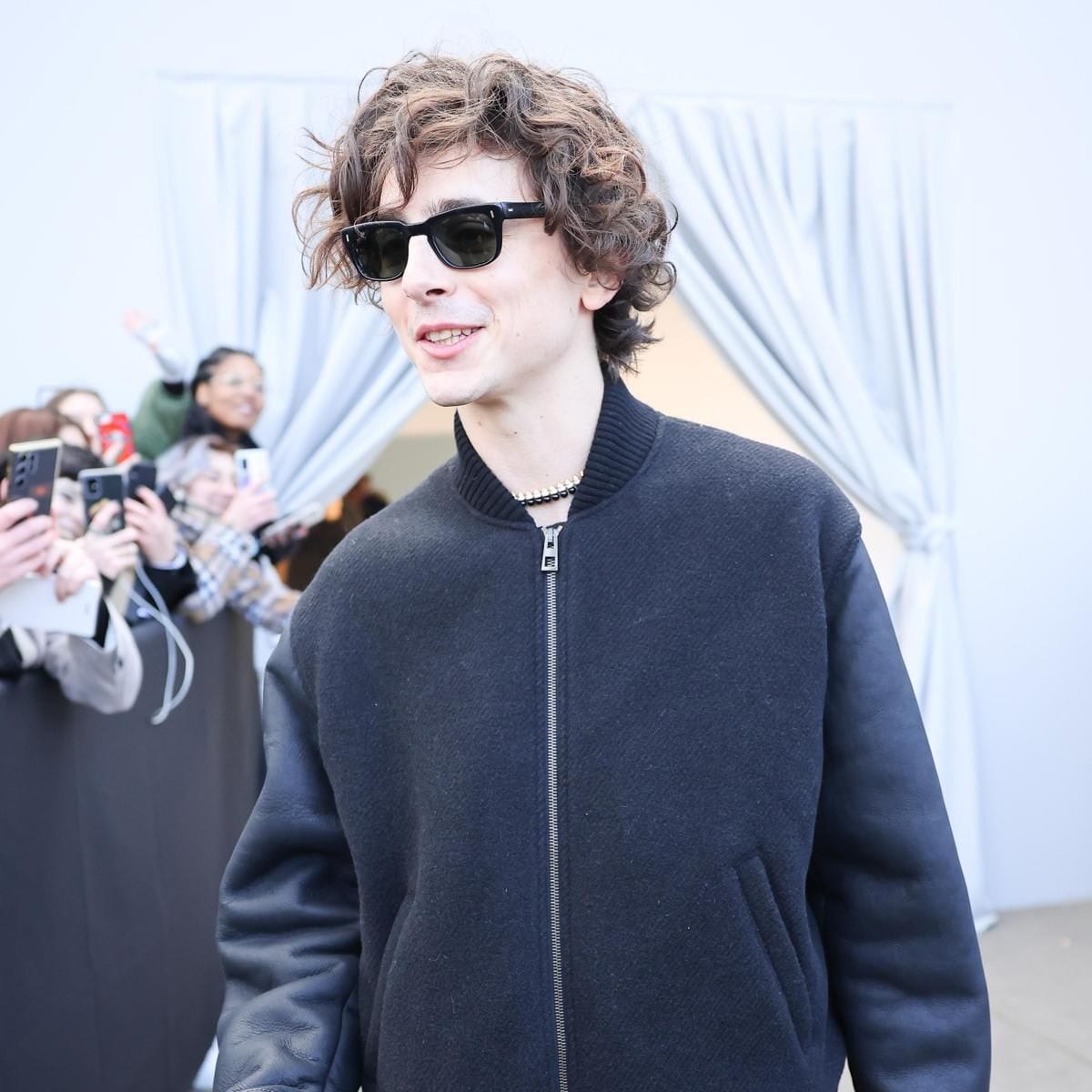 Loewe : Outside Arrivals   Paris Fashion Week   Menswear Fall Winter 2023 2024