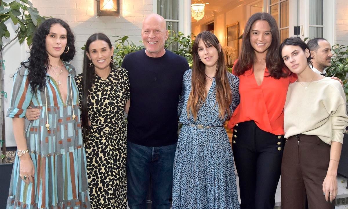 Rumer Willis, Demi Moore, Bruce Willis, Scout Willis, Emma Heming Willis and Tallulah Willis