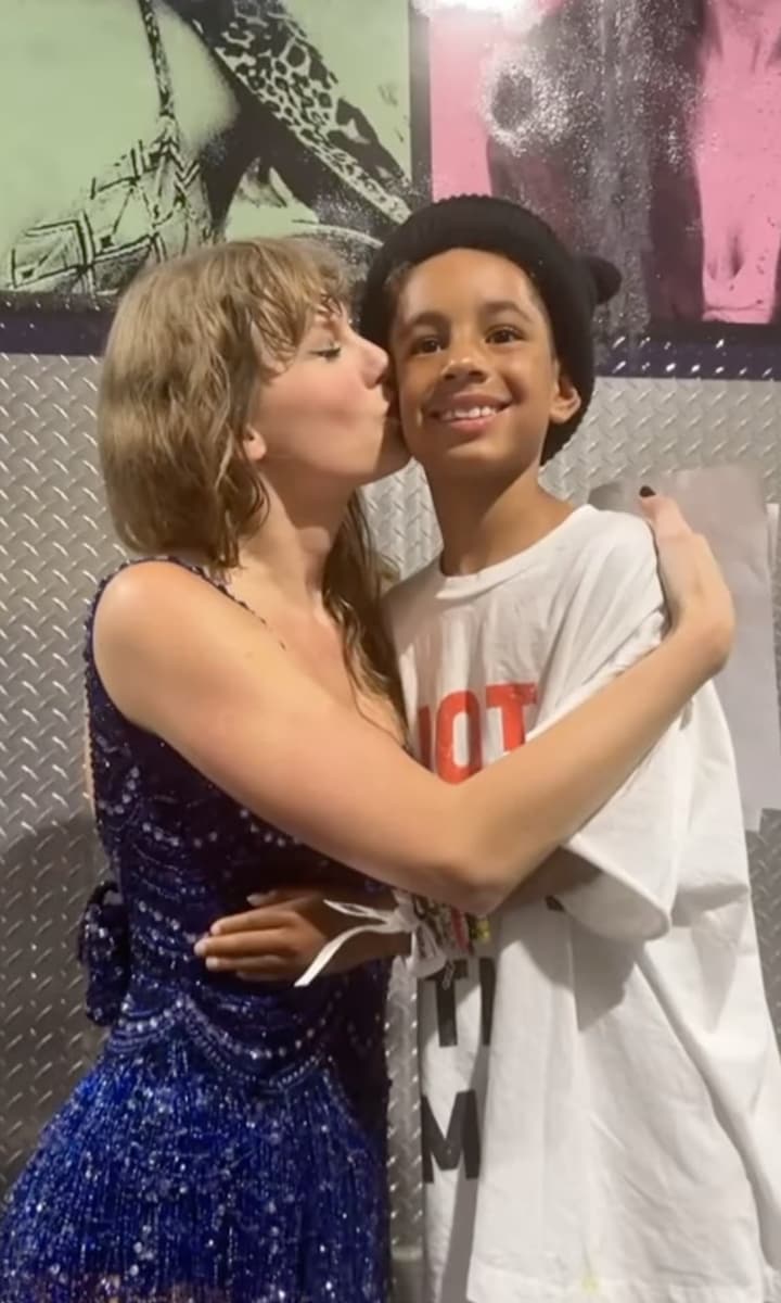 Alicia Key's son, Genesis, and Taylor Swift