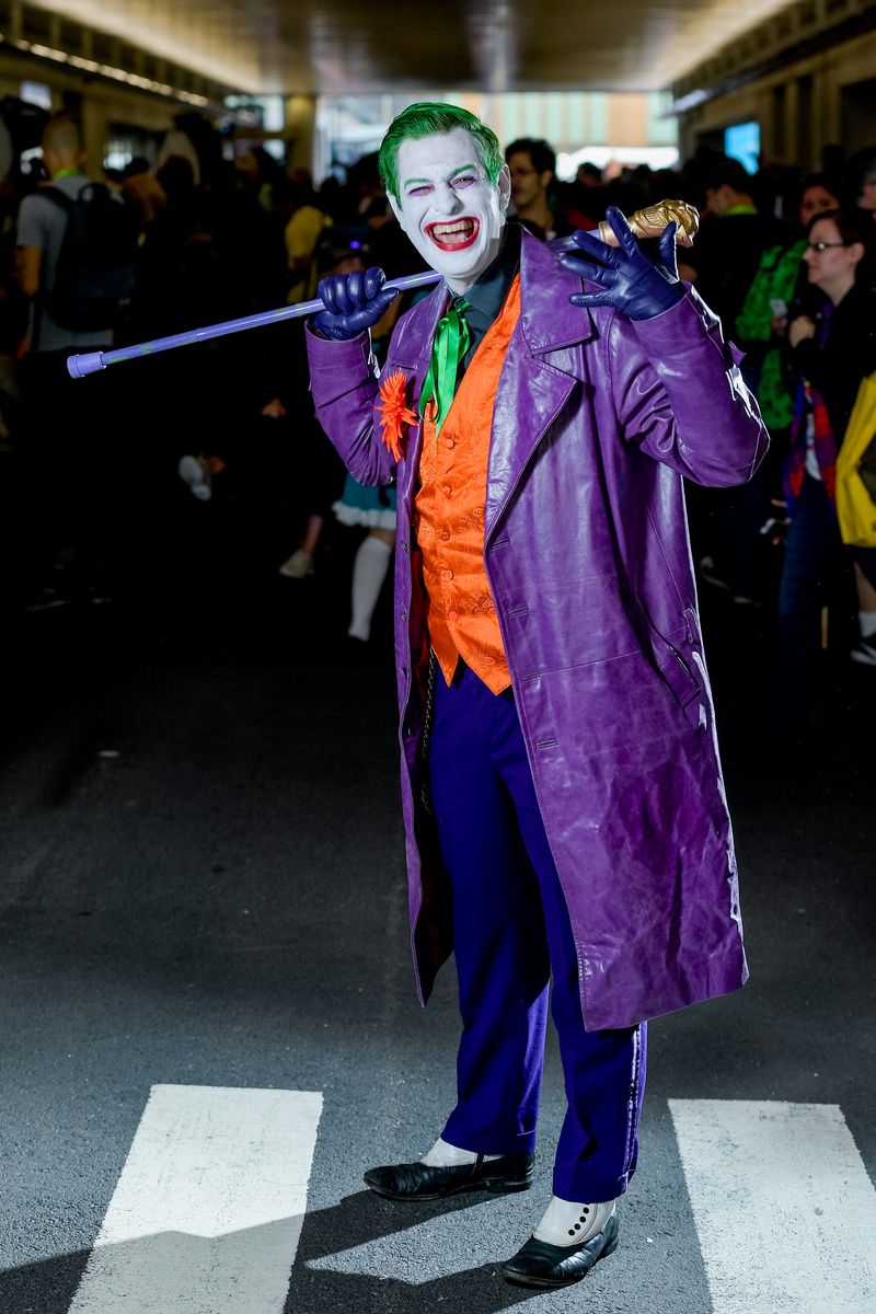 A fan cosplays as the Joker from Batman and the DC Universe during the 2018 New York Comic Con at Javits Center on October 5, 2018 in New York City.  (Photo by Roy Rochlin/Getty Images)