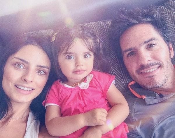 Aislinn Derbez with sister Aitana and husband 