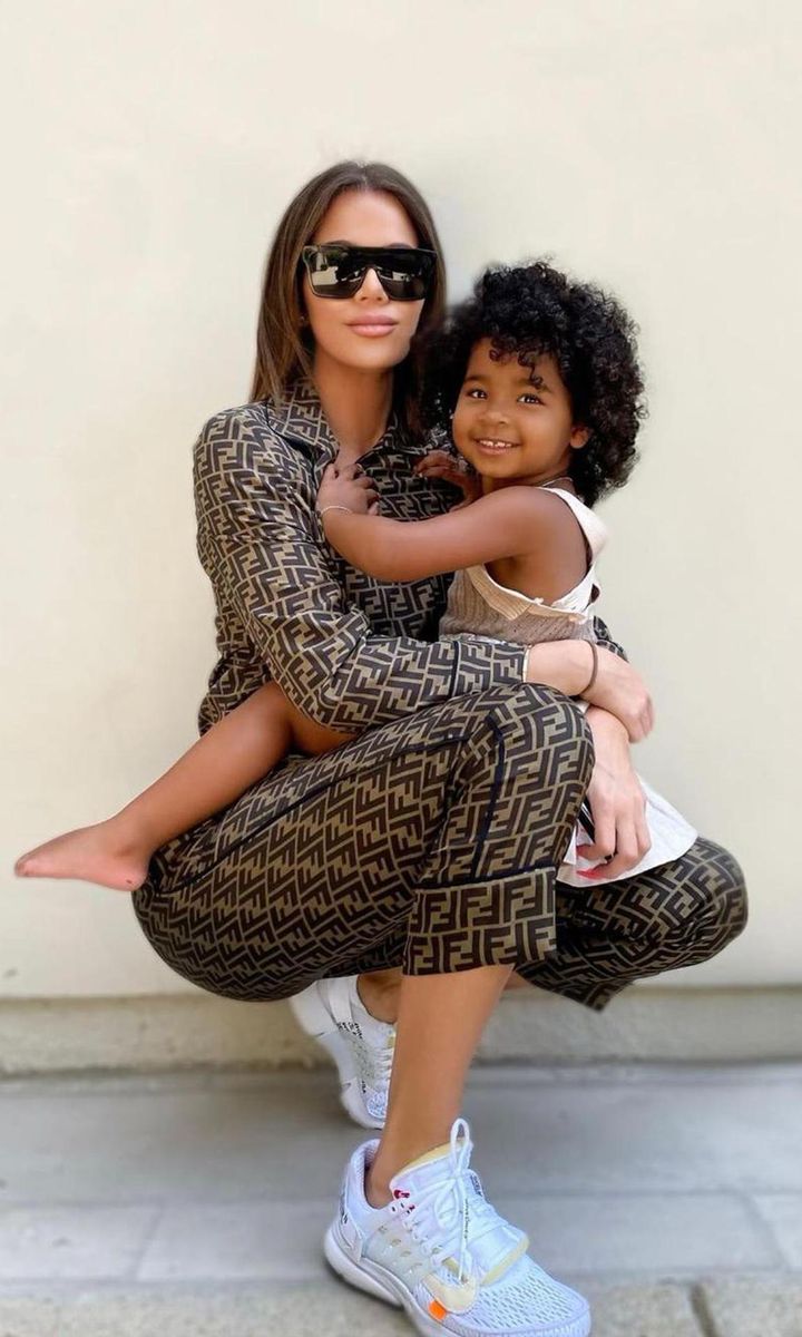 Khloé Kardashian y su hija, True Thompson