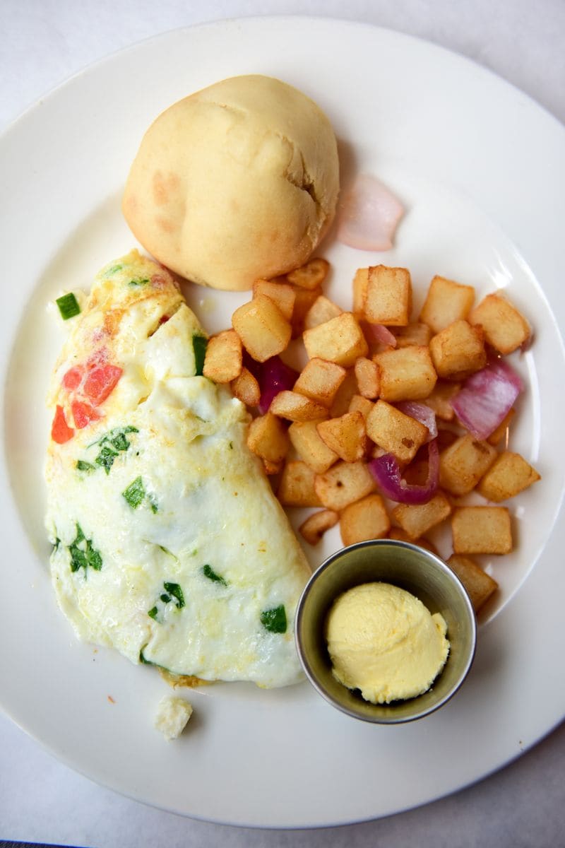 Spinach, Feta and Tomato White Omelet