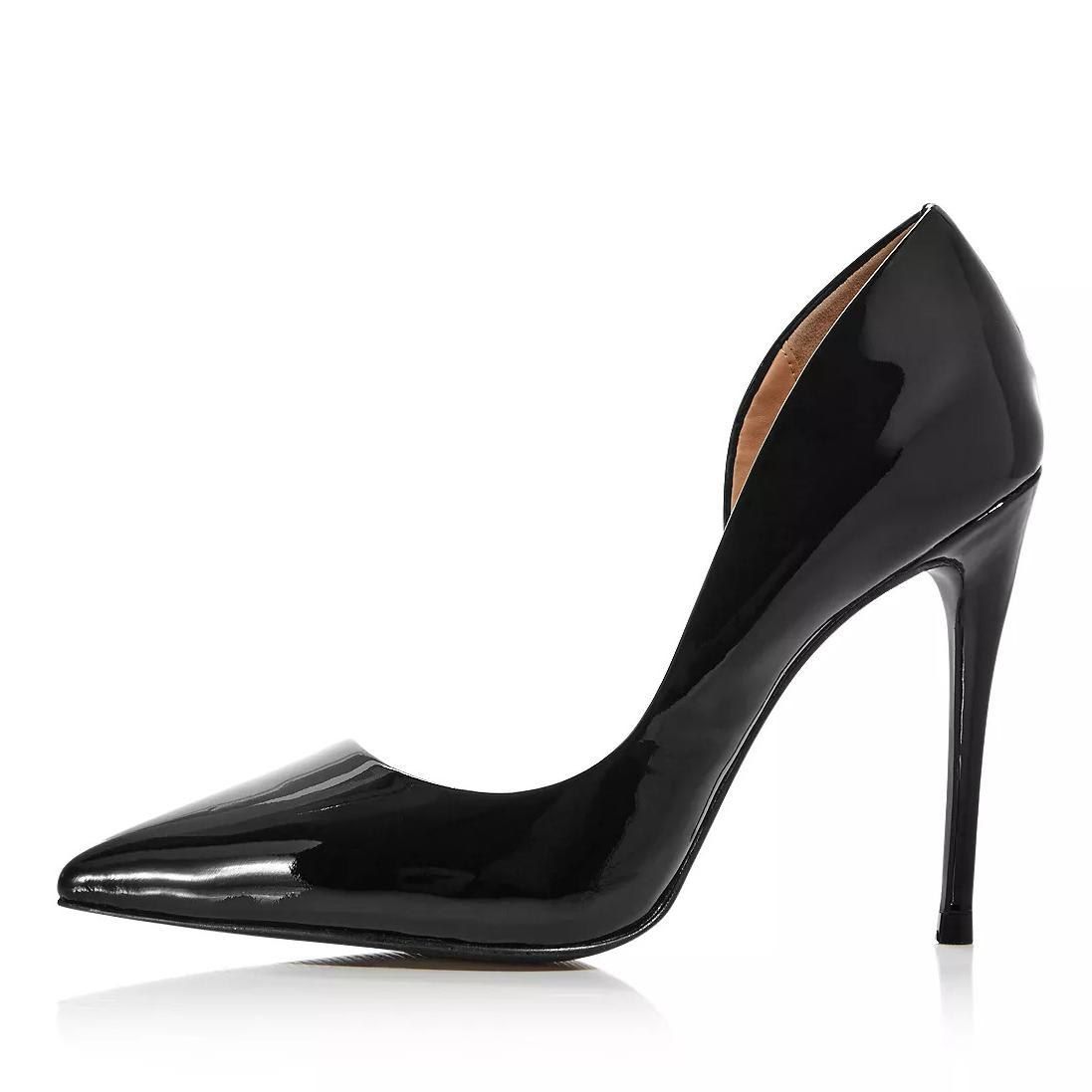 Pointed toe black patent pumps by Aqua