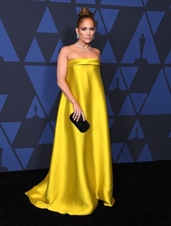 Jennifer Lopez red carpet look Governors Awards