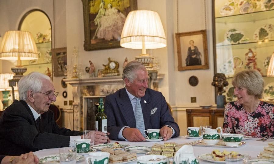 prince-charles-laughing