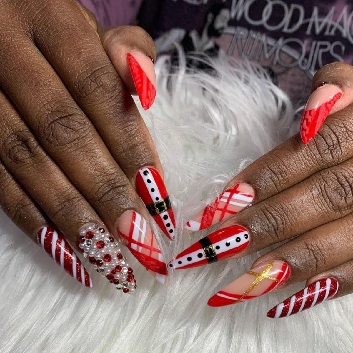 Christmas-inspired nail art you might wish you could wear the whole year