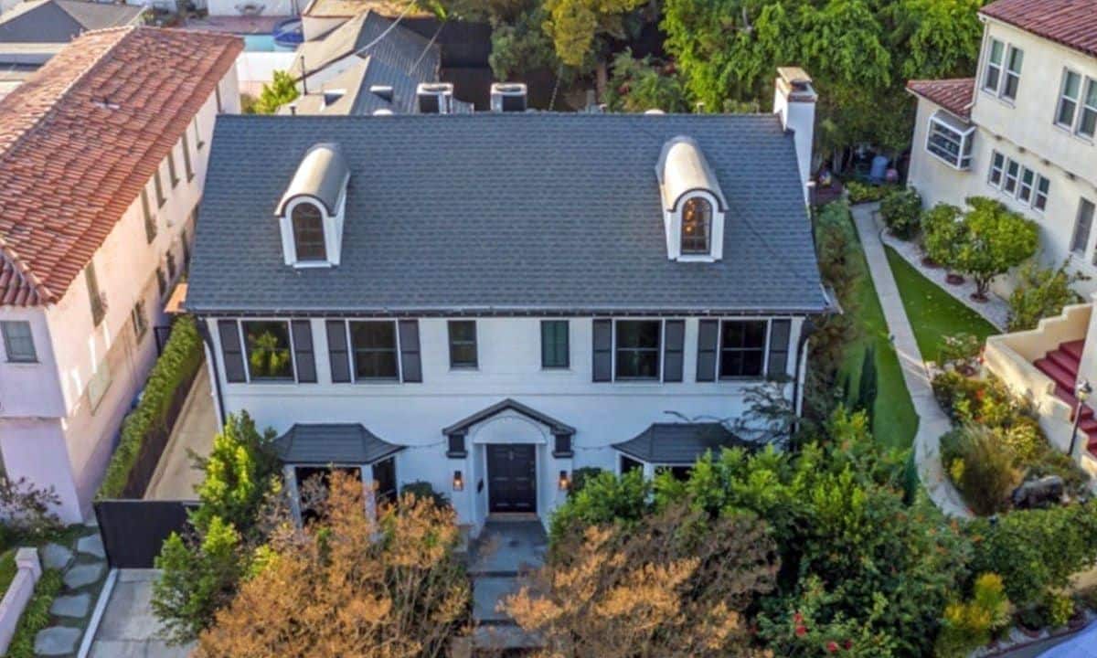 The last house where Naya Rivera lived is for sale at $ 2.695 Million Dollars.