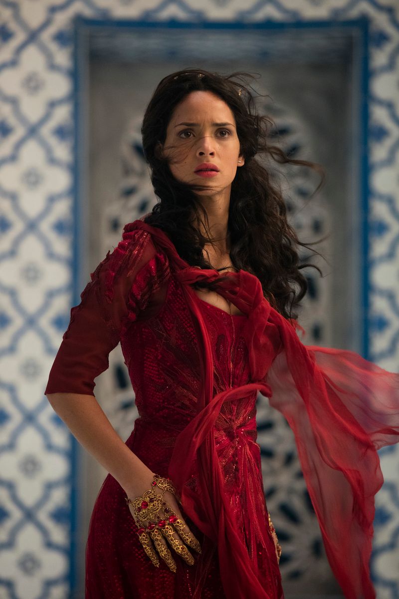 EMERALD CITY -- "Mistress-New-Mistress" Episode 103 -- Pictured: Adria Arjona as Dorothy -- (Photo by: David Lukacs/NBCU Photo Bank/NBCUniversal via Getty Images via Getty Images)