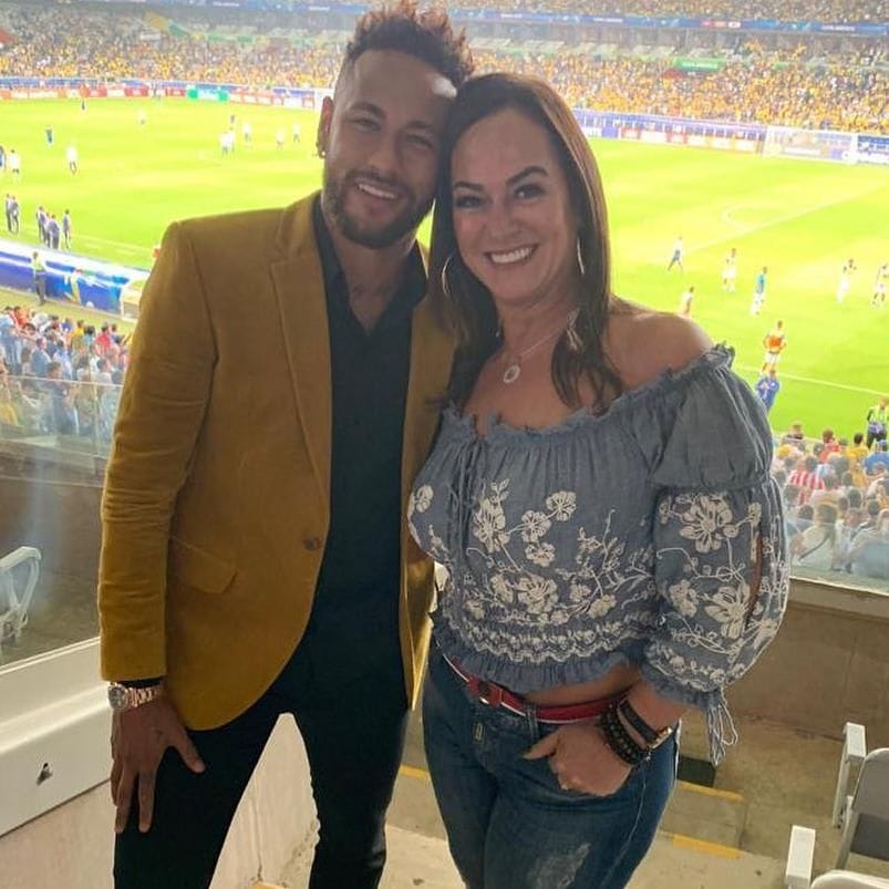 Neymar Jr. y su mama