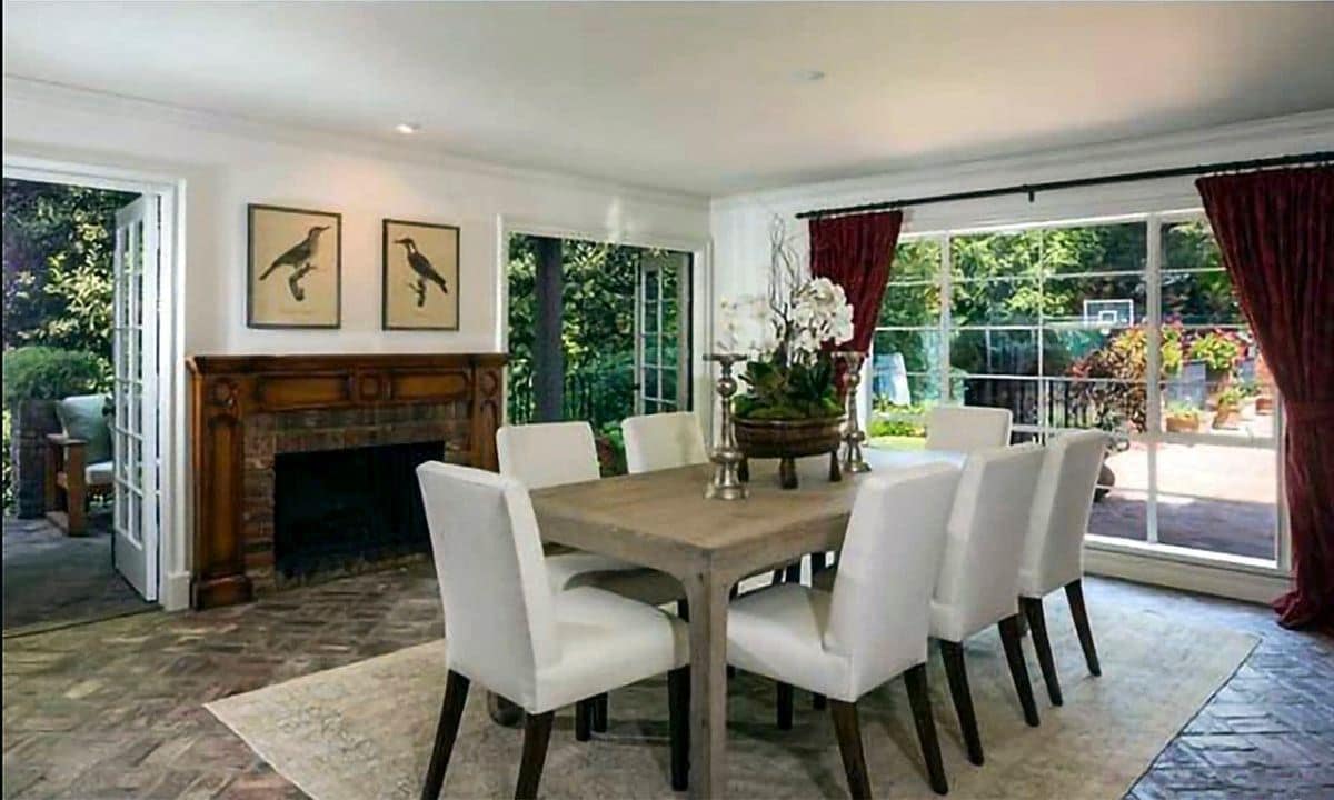 Rihanna's dining room