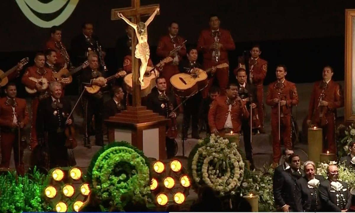 Funeral Vicente Fernández