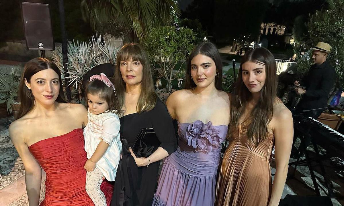 Andy García’s wife and daughters.