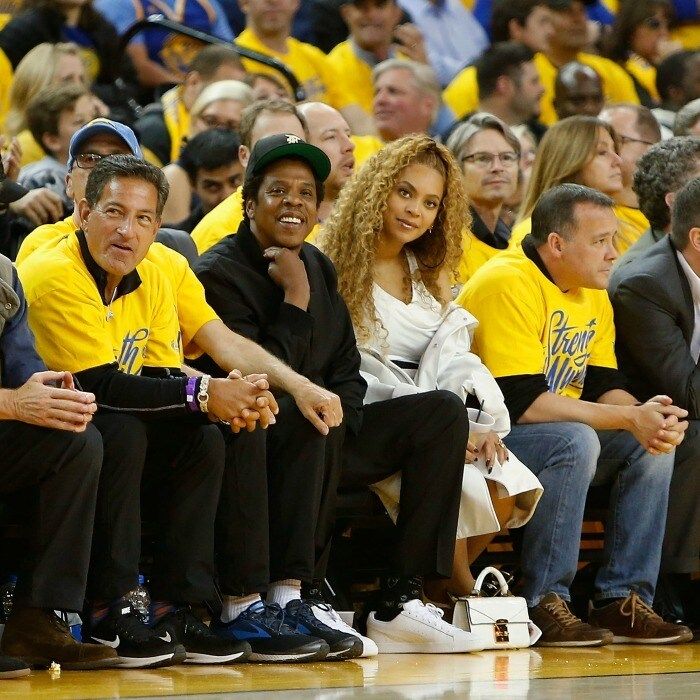 Swoosh! Beyonce and Jay-Z had a court side date night at the semifinals playoff game between the New Orleans Pelicans and the Golden State Warriors at Oracle Arena on Saturday April, 28) in Oakland, California. The Warriors won 123-101, but the team seemed more thrilled to have the music icons at their game than anything else. Their official Twitter account shared a special message about the couple being in the house, writing: "Very special guests on #WarriorsGround tonight."
Photo: Getty Images