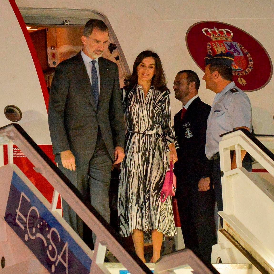 Queen Letizia and King Felipe arrive to Cuba