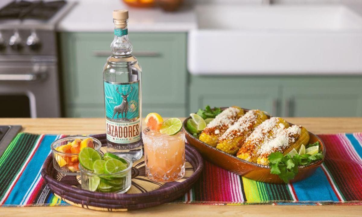 elotes and margaritas recipes are the perfect pairing, according to Chef Aarón Sánchez