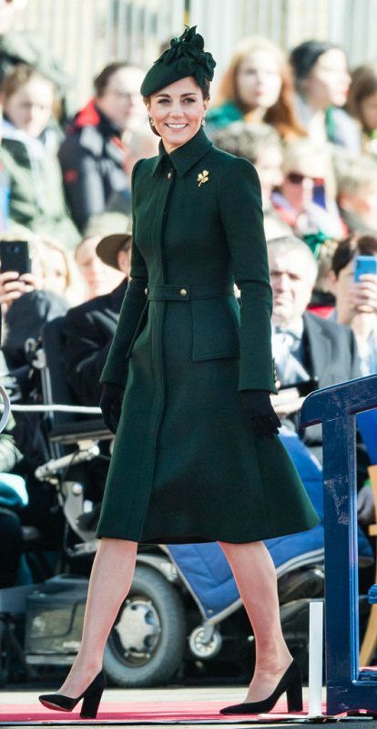 Kate Middleton with green dress and hat