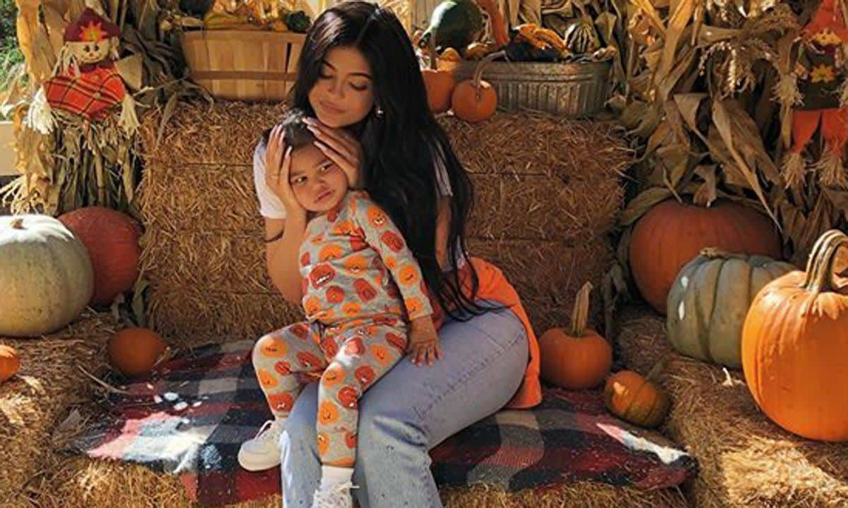 Kylie Jenner celebra con Stormi las fiestas de Halloween