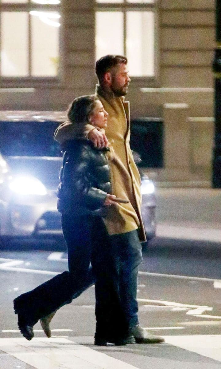 Chris Hemsworth and Elsa Pataky in London
