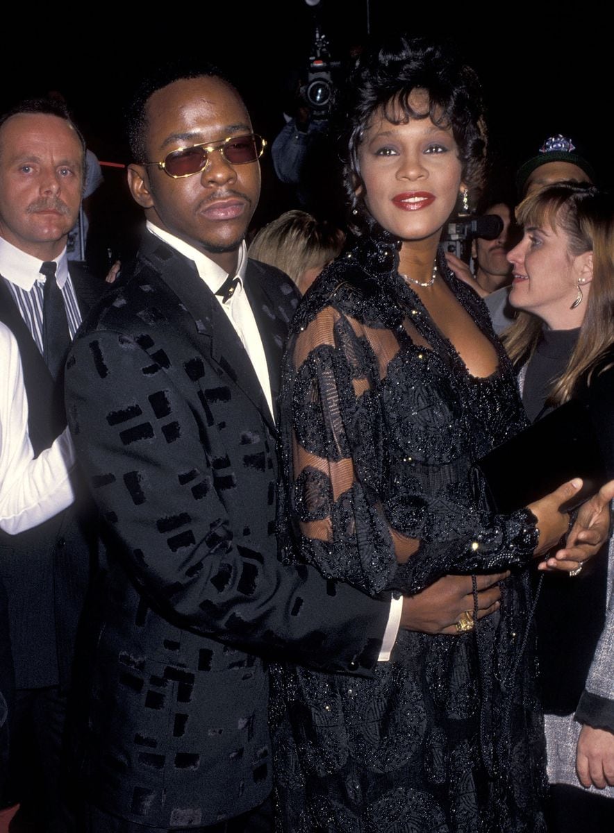 HOLLYWOOD - NOVEMBER 23:   Singer Bobby Brown and singer Whitney Houston attend "The Bodyguard" Hollywood Premiere on November 23, 1992 at Mann's Chinese Theatre in Hollywood, California. (Photo by Ron Galella, Ltd./Ron Galella Collection via Getty Images)