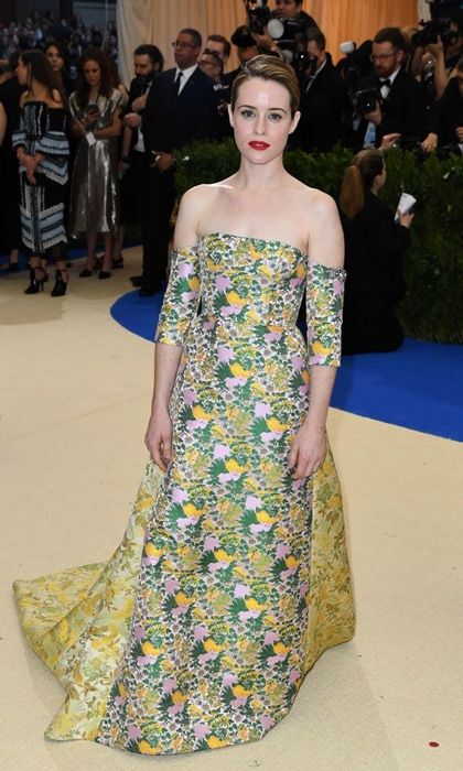 Claire Foy - ERDEM
Photo: ANGELA WEISS/AFP/Getty Images