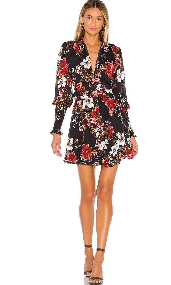 Vestido negro con flores de colores de Revolve