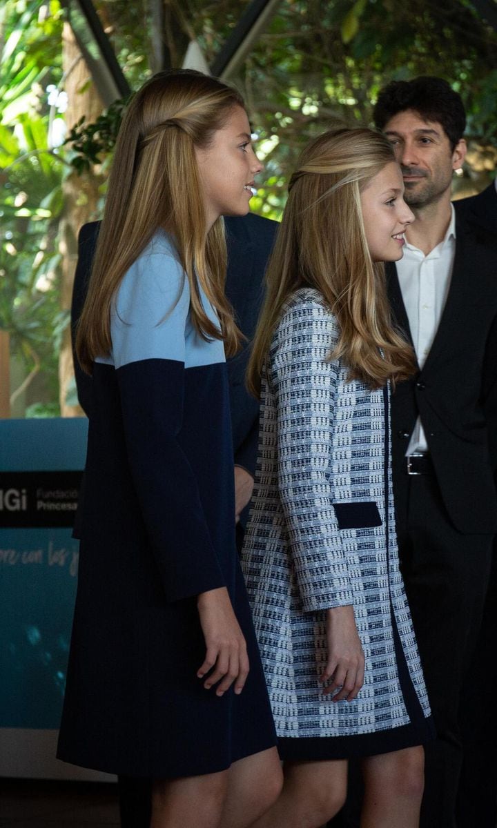 Sofía continually supports her older sister at royal engagements