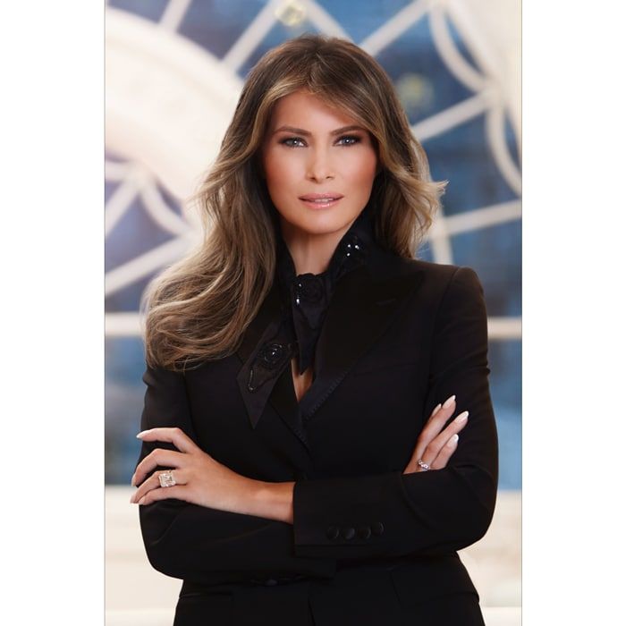 Melania channeled her inner New Yorker wearing all-black for her first official portrait as First Lady of the United States. President Trump's wife looked ultra glam in the White House photo wearing a Dolce & Gabbana turlington jacket and a silk sequin Hermes scarf, while styling her brunette tresses with her signature blowout.
Photo: White House