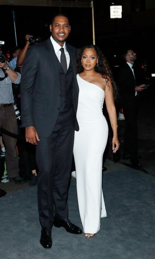 Carmelo Anthony and La La Anthony also looking stunning in white arrive at the party.
Photo: Taylor Hill/FilmMagic