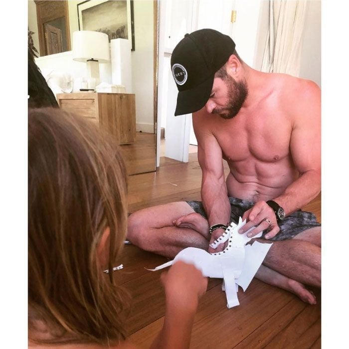 Chris Hemsworth horse for daughter 