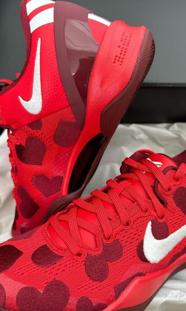 Kobe bryant red shoes online