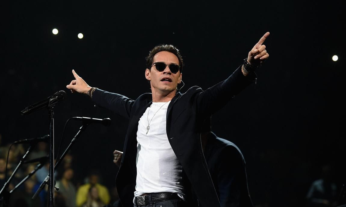 Marc Anthony donates