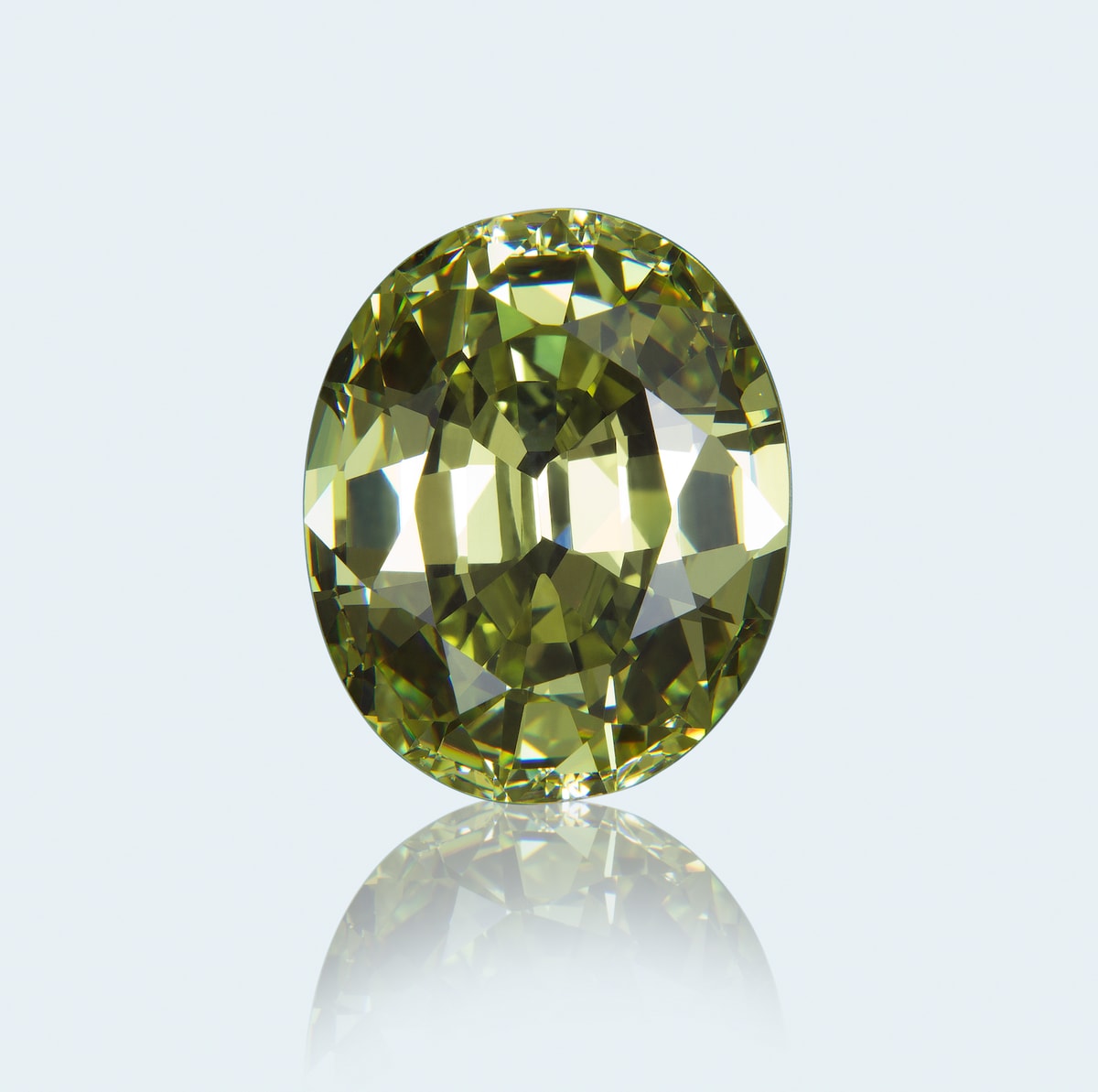 Peridot is a stone of positivity and strength. Its bright green hue is said to bring good fortune and renewal, making it a cherished gem for summer birthdays and sunny dispositions.